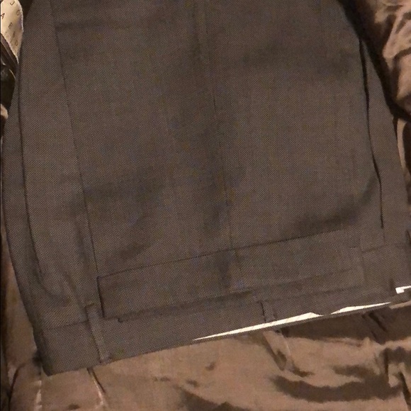 Used men’s suit by Joseph Aboud size 40 - Picture 3 of 16